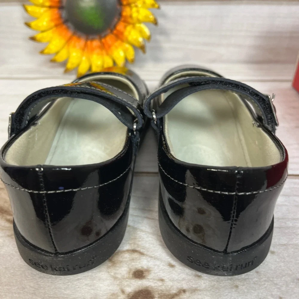 See Kai Run Lucia Black Patent Mary Jane Shoes Kids Size 13 NEW
